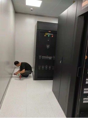 虎彩中心-机房建设 现场图 7